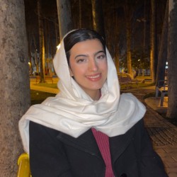 عکس سارا حیدری