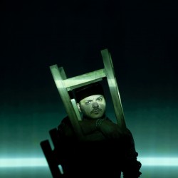 نمایش نزیسته | عکس