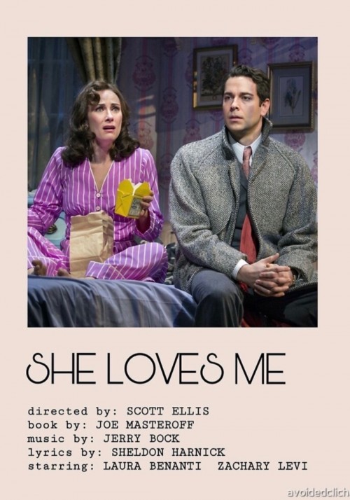 عکس اکران فیلم‌تئاتر She loves me