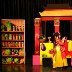 نمایش آشپز کوچک در قصر | عکس