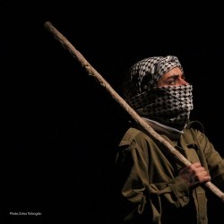 نمایش گردبادک | عکس