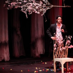 نمایش سه رنگ اصلی | عکس