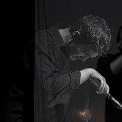 نمایش جسد زنده | عکس