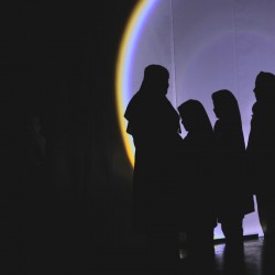 نمایش نفسگیر | عکس