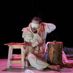 نمایش آمین گفتن مردگان در عنبر | عکس