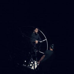 نمایش هفت شنبه‌ی آندرومدا | عکس