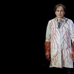 نمایش طاعون | عکس