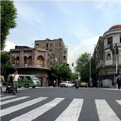 گردش تهران‌گردی |پیاده‌روی با رامین مستقیم در شانزلیزه| | عکس