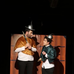 نمایش هملت شازده کوچولوی دانمارک | عکس