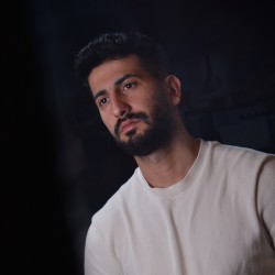 عکس صالح اصغری