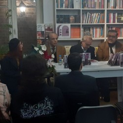 نمایشنامه گفتمان دراماتیک، گفتگو به عنوان نقطه تعامل در نمایشنامه ها | عکس