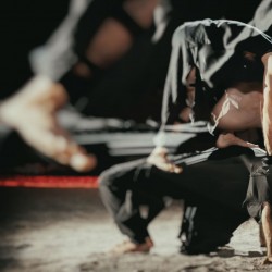 نمایش مرگامرگ | عکس