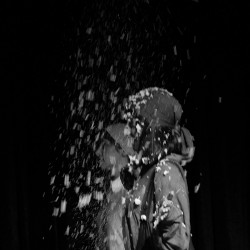 نمایش در انتظار رفتن | عکس