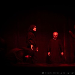 نمایش نور بر نیزه | عکس