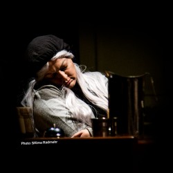 نمایش هیچ | عکس