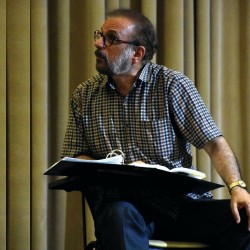 نمایشنامه‌خوانی بداهه گوی آلما | عکس