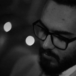 نمایش صندلی‌ها | عکس