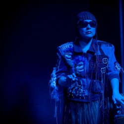 نمایش دستور پخت قرمه‌سبزی به خط بریل | عکس