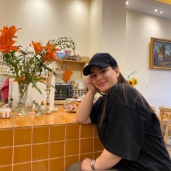 عکس نفیسه گروسی