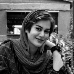 عکس فروغ دوستی