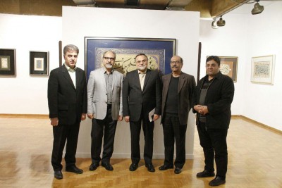 رییس موسسه فرهنگی اکو در دیدار از نمایشگاه دستخط در نیاوران؛ خوشنویسی زینت معنوی همه هنر‌هاست | عکس