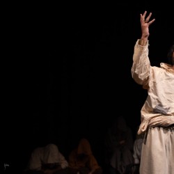 نمایش خیتانوس | عکس