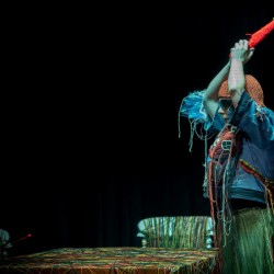 نمایش دستور پخت قرمه‌سبزی به خط بریل | عکس