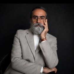 عکس حمید حائری