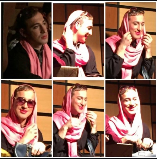 عکس نمایش قرمز و دیگران