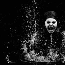 نمایش زخم هایم را بو بکش | عکس