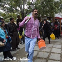 نمایش نهمین جشنواره بین المللی تیاتر خیابانی مریوان | گزارش تصویری تیوال از نمایش حس خوب رقابت غیر سالم / عکاس: سید ضیاالدین صفویان | عکس