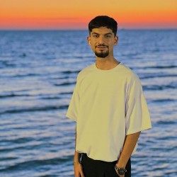 عکس حسین ابراهیمی حقیقی