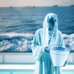 نمایش برای هانا (ویژه بانوان) | عکس