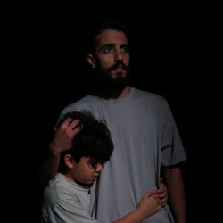 نمایش قرار | عکس