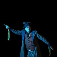 نمایش افسانه پر طلایی | دوشنبه، اول دی‌ماه در تالار هنر  نمایش «افسانه پرِ طلایی»، میزبان هنرمندان، منتقدان و خبرنگاران می‌شود | عکس