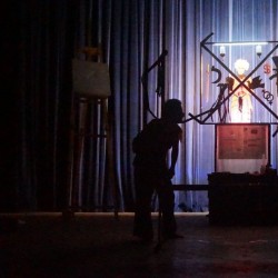 نمایش بـ/شر | عکس