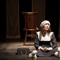 نمایش روایت من؛ هنوز اتفاق نیفتاده‌ام | عکس