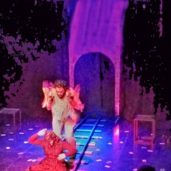 نمایش ایستگاه آخر | عکس