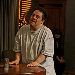 نمایش کافه موکافات | عکس