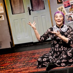 نمایش اعترافاتی درباره زنان | عکس