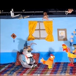نمایش یه خونه قد غربیل | عکس