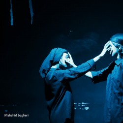 نمایش ۴:۴۸ | چهار و چهل و هشت | عکس