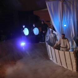 نمایش موزیکال زیبای طناز ۲ | عکس