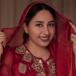 عکس آزاده کاشی
