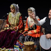 کنسرت گروه گیل و آمارد ( با آوازهای ناصر وحدتی در  بزرگ موسیقی گیلان ) | گزارش تصویری تیوال از کنسرت گیل و آمارد / عکاس: اردشیر برزین | عکس