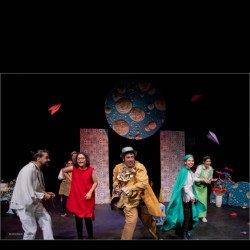 نمایش رد پای خوشبختی | عکس