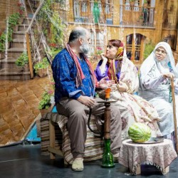 نمایش چهار دیواری | عکس