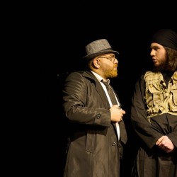 نمایش وار | عکس