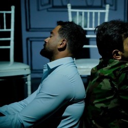 نمایش کامل نیستیم | عکس
