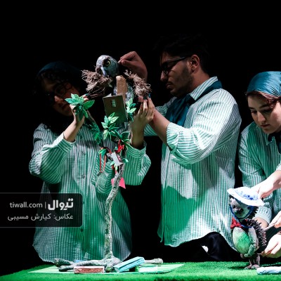 گزارش تصویری تیوال از نمایش بغل / عکاس: کیارش مسیبی | عکس